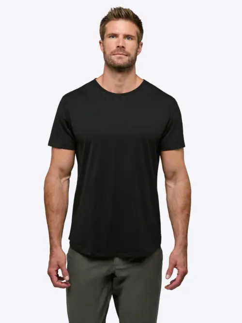 BLACKAOTeeCurveHem 0951